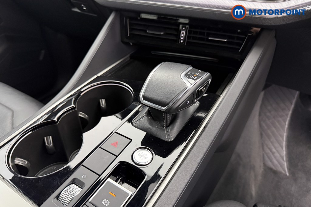 Volkswagen Touareg R-Line Tech Automatic Diesel SUV - Stock Number (1583232) - 13th supplementary image