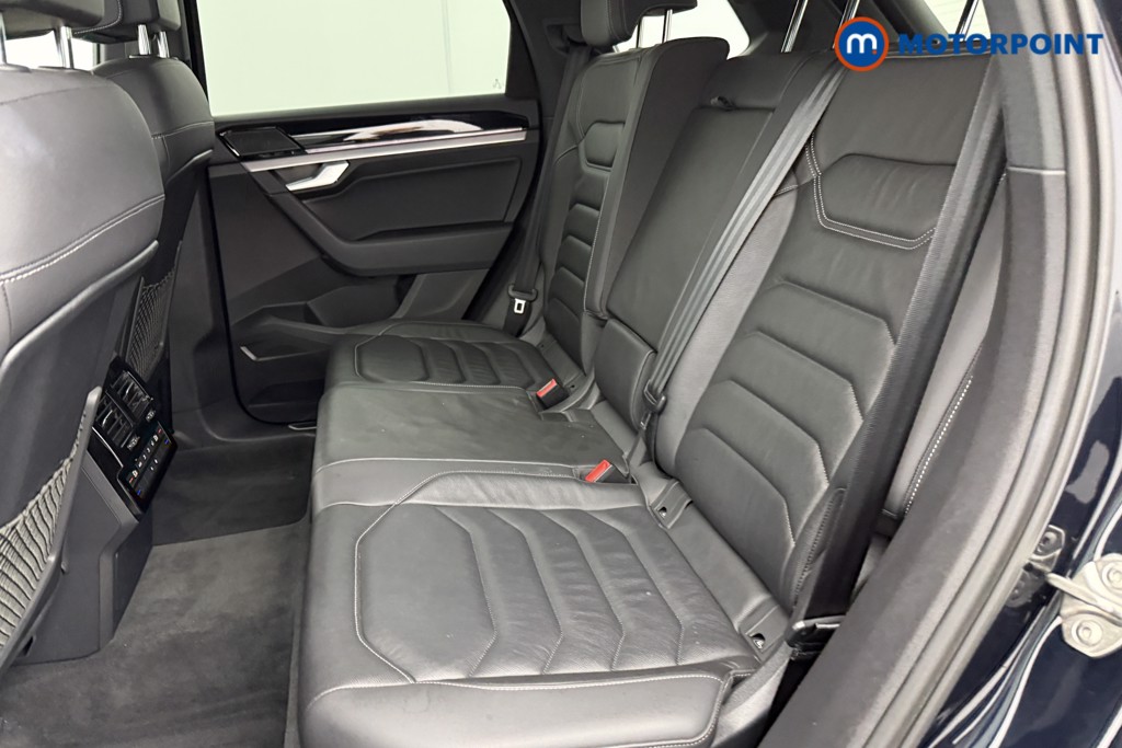 Volkswagen Touareg R-Line Tech Automatic Diesel SUV - Stock Number (1583232) - 28th supplementary image