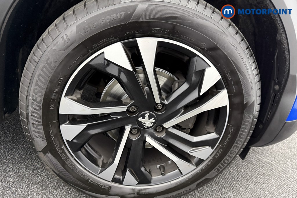 Peugeot 2008 Allure Premium Automatic Petrol SUV - Stock Number (1583236) - 32nd supplementary image