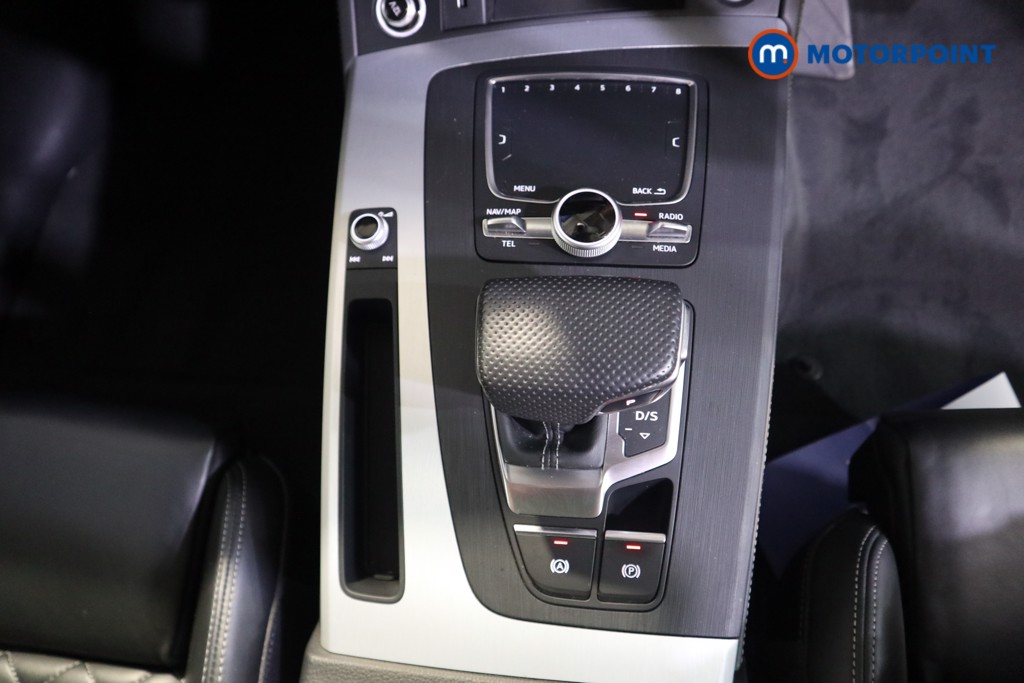 Audi Q5 S Line Competition Automatic Petrol Plug-In Hybrid SUV - Stock Number (1583305) - 9th supplementary image