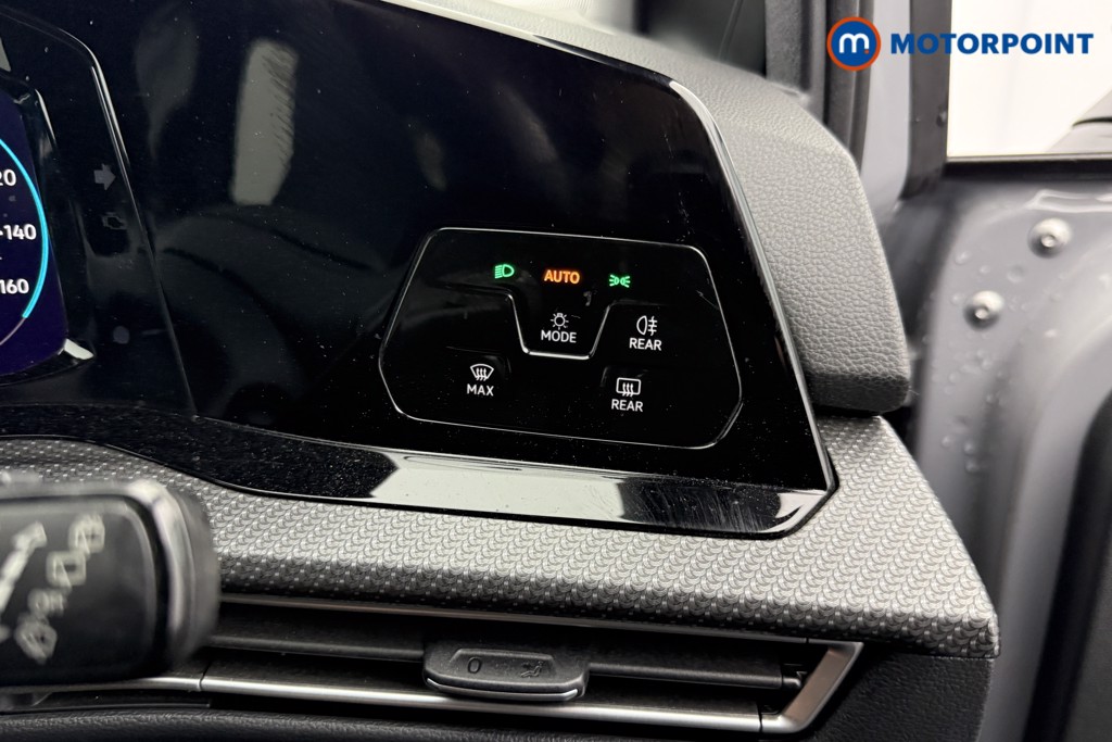 Volkswagen Golf R-Line Manual Petrol Hatchback - Stock Number (1583365) - 13th supplementary image