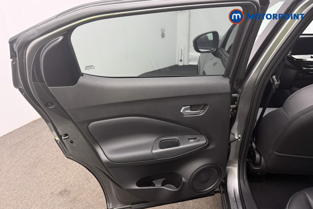 Nissan Juke Tekna Automatic Petrol SUV - Stock Number (1583482) - 6th supplementary image