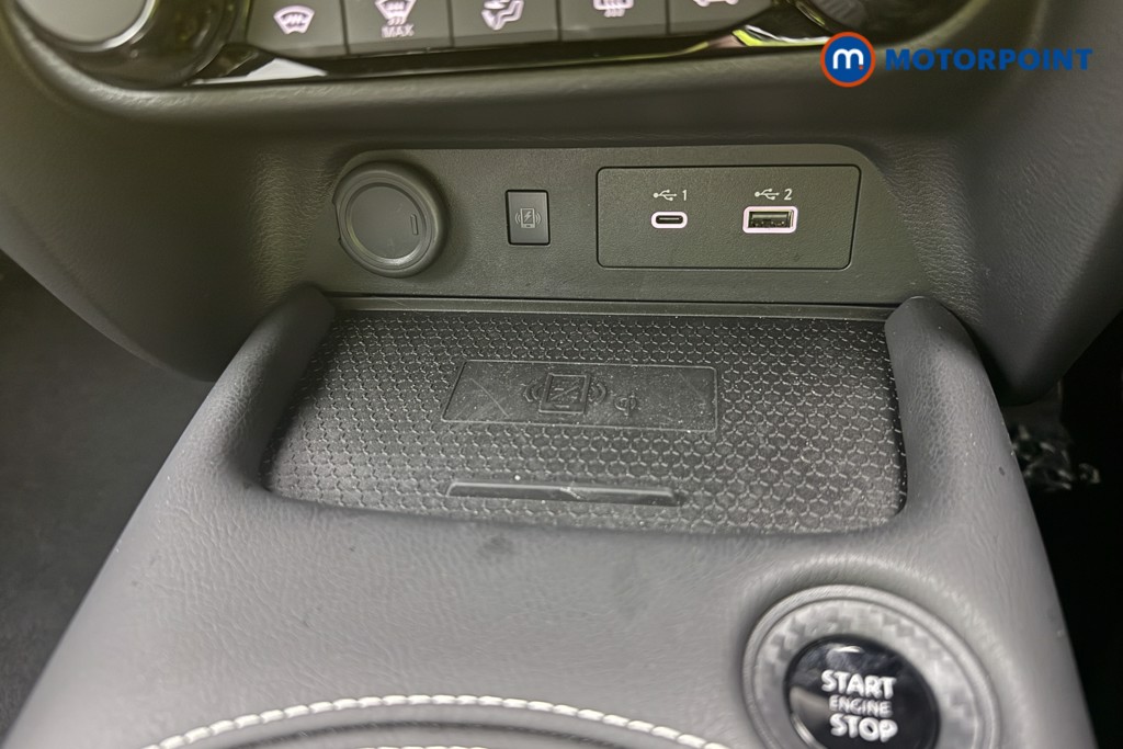 Nissan Juke Tekna Automatic Petrol SUV - Stock Number (1583482) - 19th supplementary image