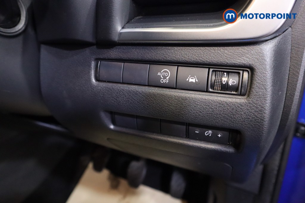 Nissan Qashqai Acenta Premium Manual Petrol SUV - Stock Number (1583744) - 11th supplementary image