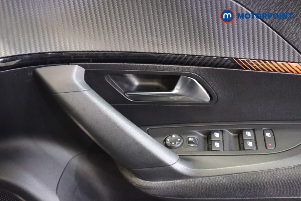 Peugeot 2008 Active Premium Manual Petrol SUV - Stock Number (1583769) - 9th supplementary image