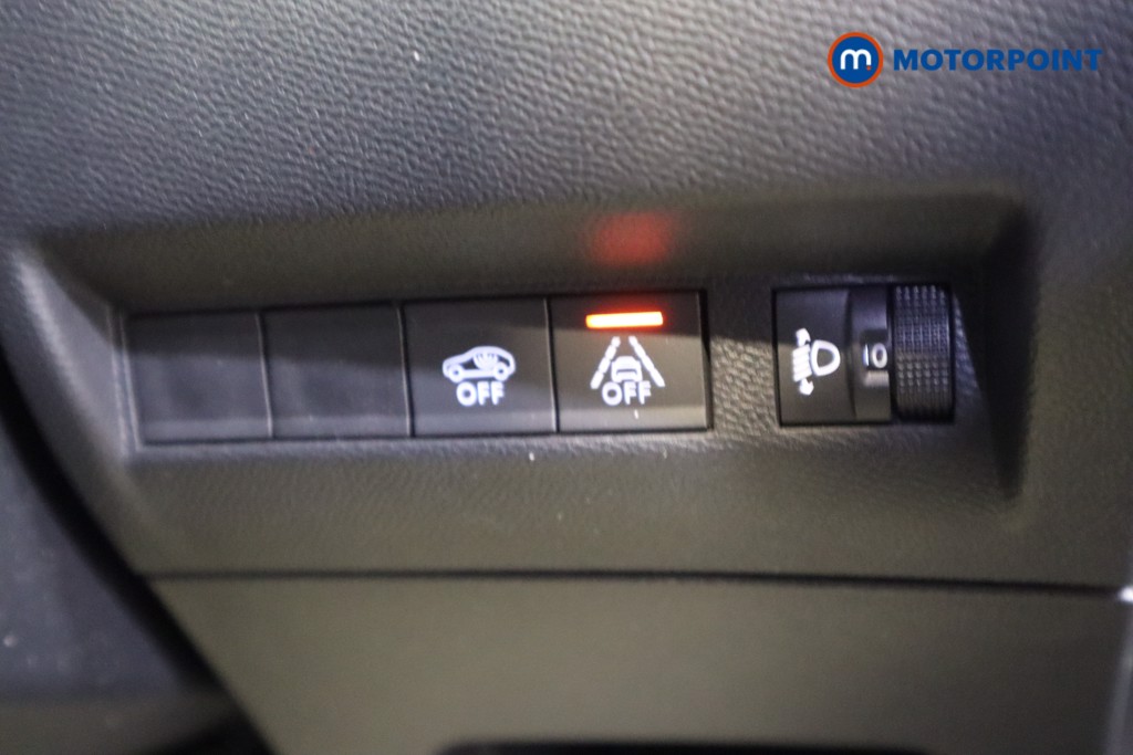 Peugeot 2008 Active Premium Manual Petrol SUV - Stock Number (1583769) - 11th supplementary image