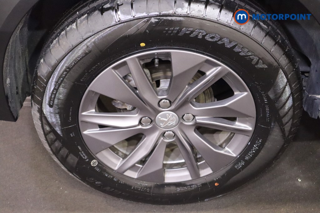 Peugeot 2008 Active Premium Manual Petrol SUV - Stock Number (1583769) - 19th supplementary image
