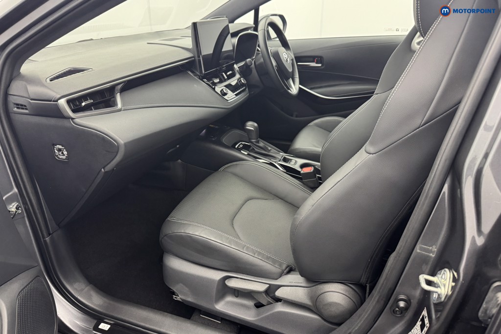 Toyota Corolla Excel Automatic Petrol-Electric Hybrid Estate - Stock Number (1583890) - 9th supplementary image