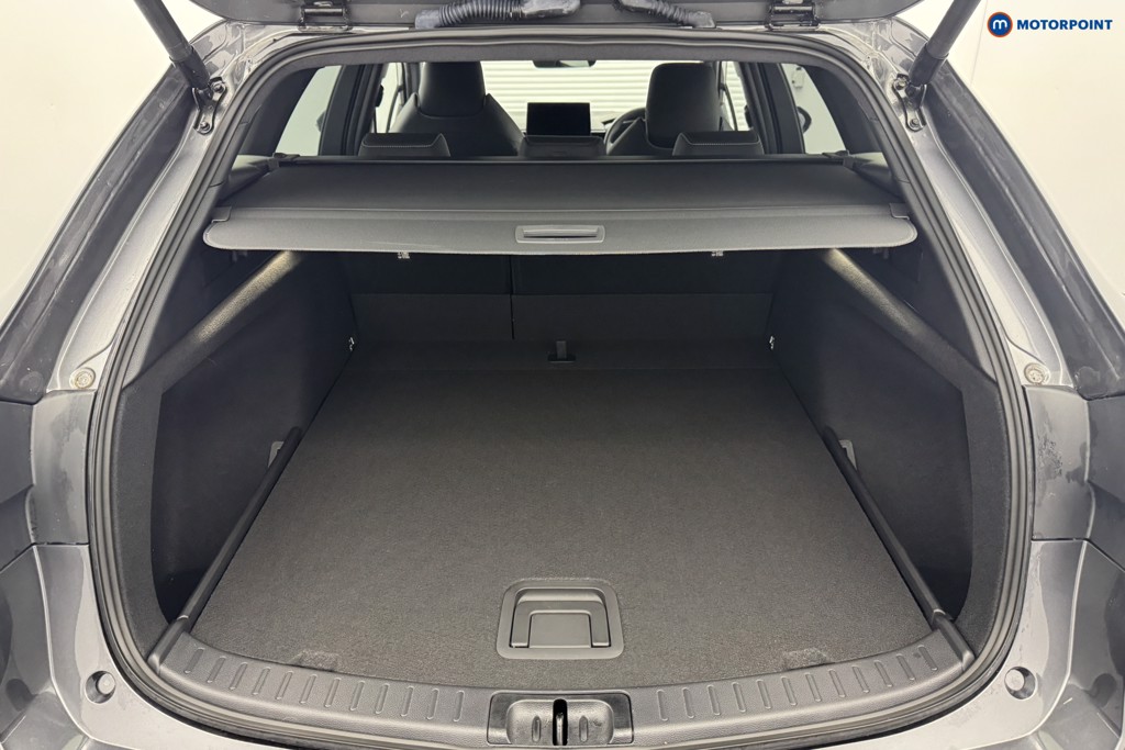 Toyota Corolla Excel Automatic Petrol-Electric Hybrid Estate - Stock Number (1583890) - 10th supplementary image