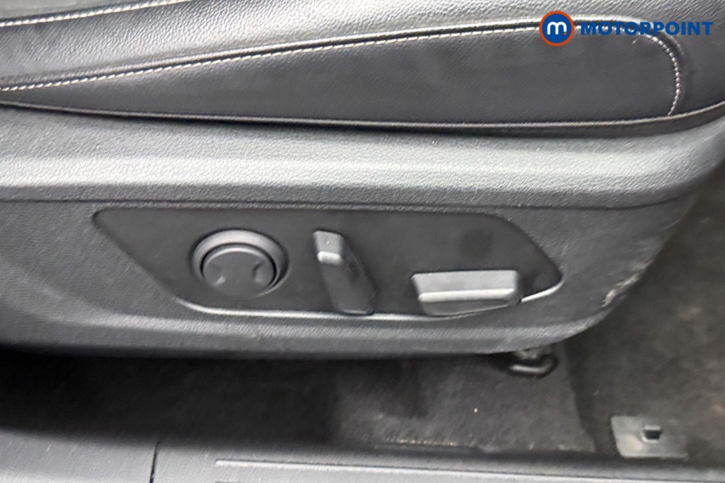 KIA Sportage 3 Automatic Petrol-Electric Hybrid SUV - Stock Number (1584044) - 19th supplementary image