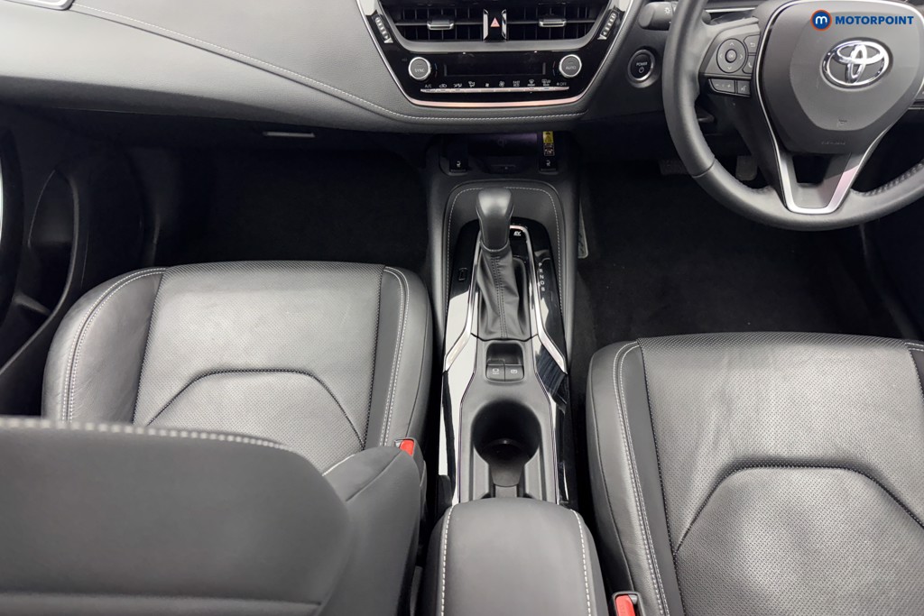 Toyota Corolla Excel Automatic Petrol-Electric Hybrid Hatchback - Stock Number (1584059) - 5th supplementary image