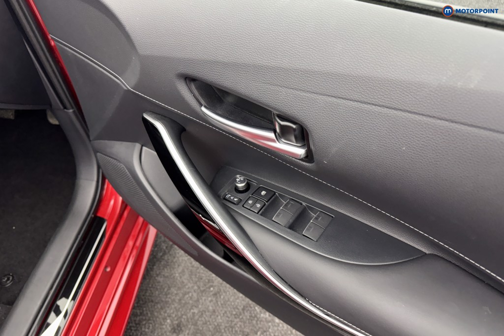 Toyota Corolla Excel Automatic Petrol-Electric Hybrid Hatchback - Stock Number (1584059) - 17th supplementary image