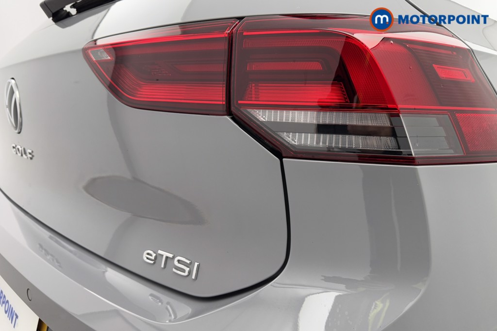 Volkswagen Golf Active Automatic Petrol Hatchback - Stock Number (1584431) - 27th supplementary image