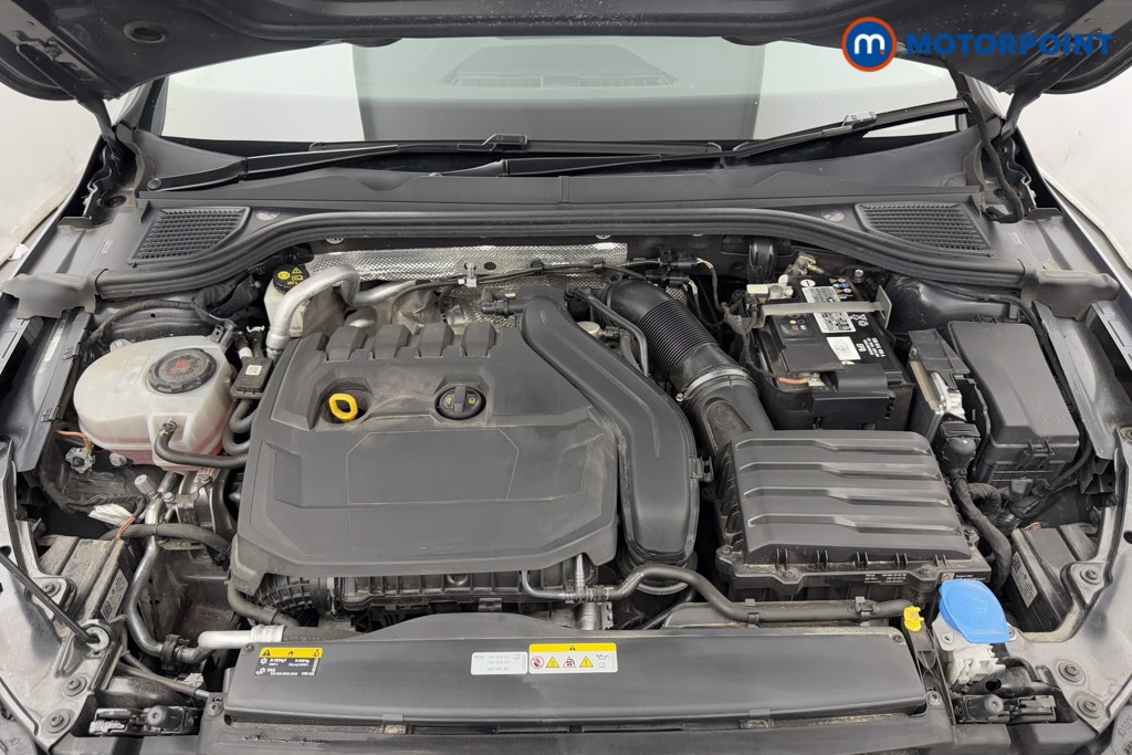 Volkswagen Golf Active Automatic Petrol Hatchback - Stock Number (1584431) - 31st supplementary image