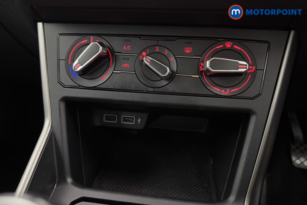 Volkswagen Polo SE Manual Petrol Hatchback - Stock Number (1584432) - 12th supplementary image
