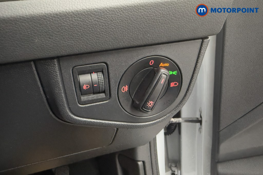 Volkswagen Polo SE Manual Petrol Hatchback - Stock Number (1584432) - 14th supplementary image