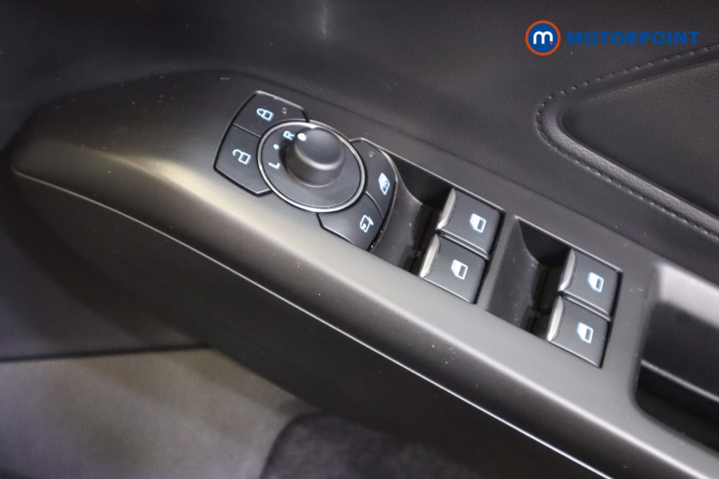 Ford Focus St-Line Automatic Petrol Estate - Stock Number (1585636) - 12th supplementary image