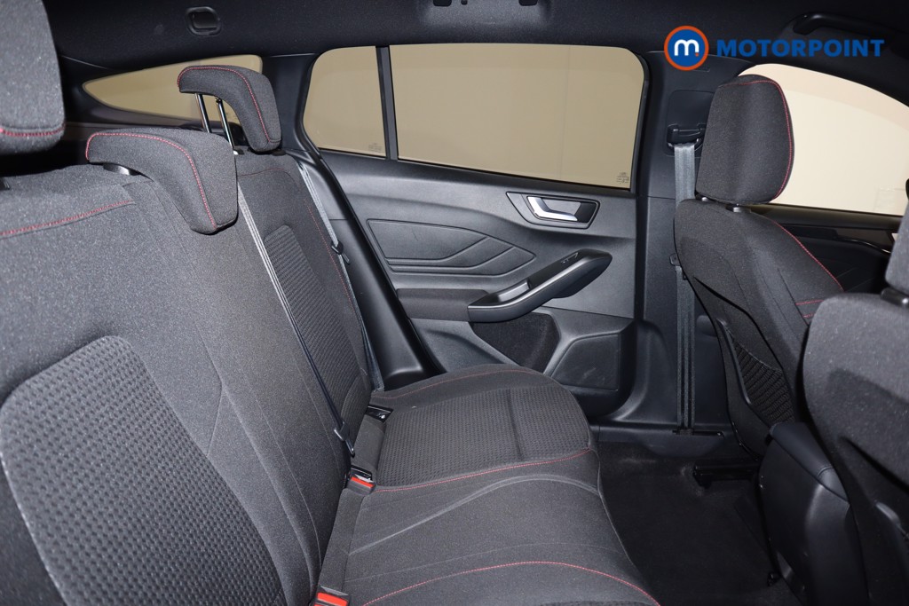 Ford Focus St-Line Automatic Petrol Estate - Stock Number (1585636) - 18th supplementary image