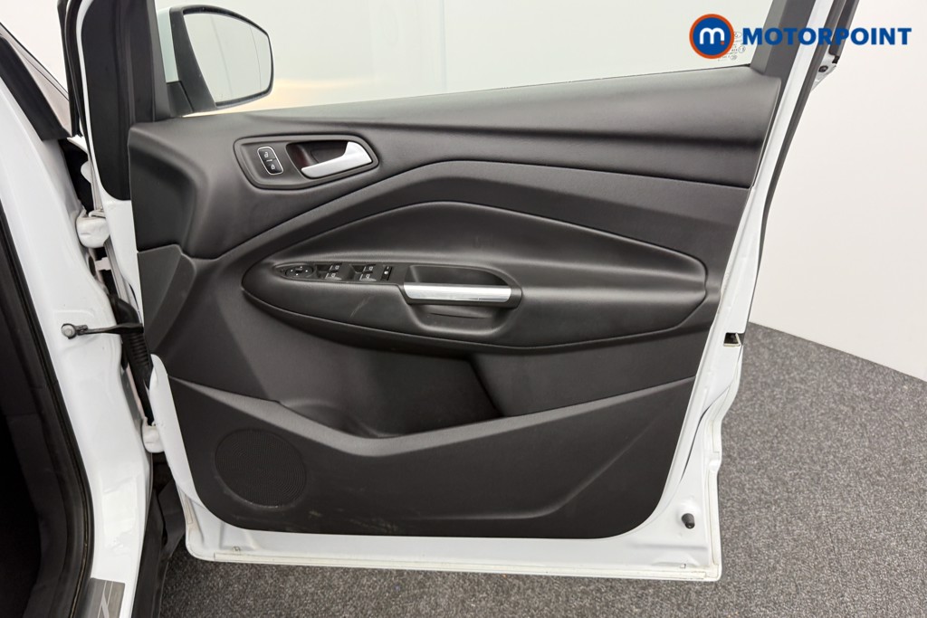 Ford Kuga Titanium Edition Manual Diesel SUV - Stock Number (1552794) - 16th supplementary image