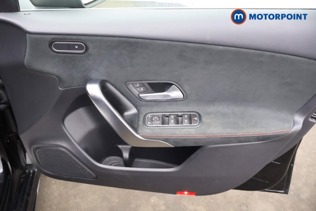 Mercedes-Benz A Class Amg Line Automatic Diesel Hatchback - Stock Number (1567801) - 10th supplementary image