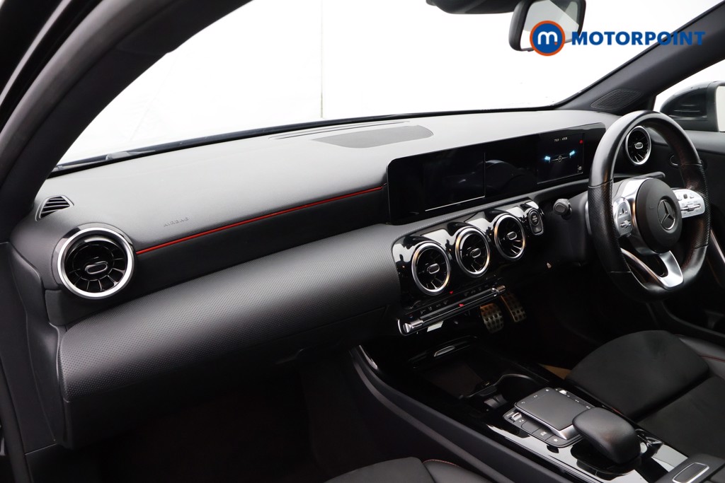 Mercedes-Benz A Class Amg Line Automatic Diesel Hatchback - Stock Number (1567801) - 14th supplementary image