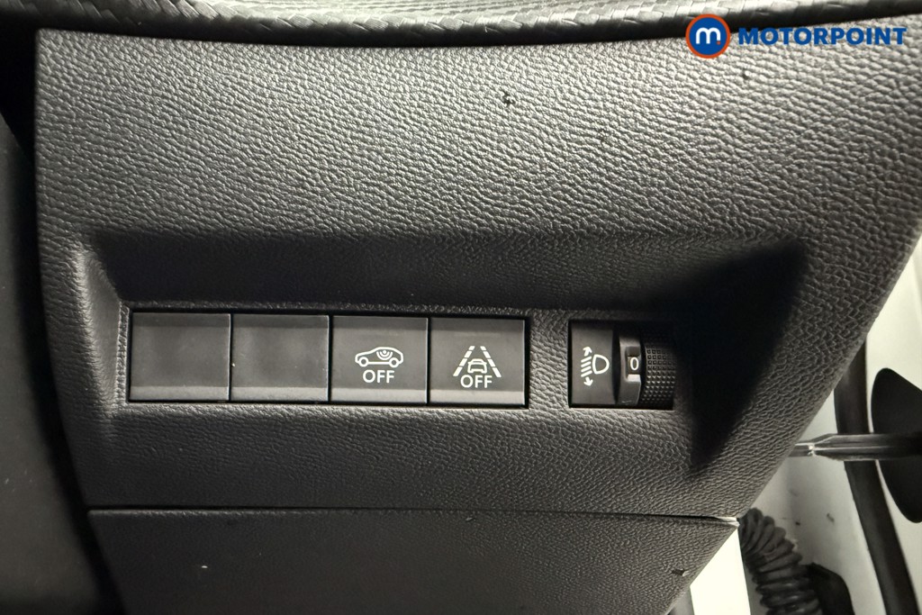 Peugeot 208 Allure Premium Automatic Electric Hatchback - Stock Number (1568431) - 17th supplementary image