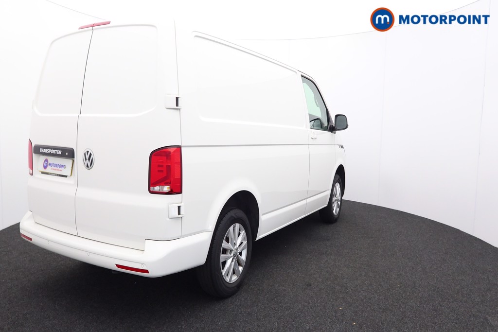 Volkswagen Transporter Highline Manual Diesel Panel Van - Stock Number (1570533) - Drivers side rear corner