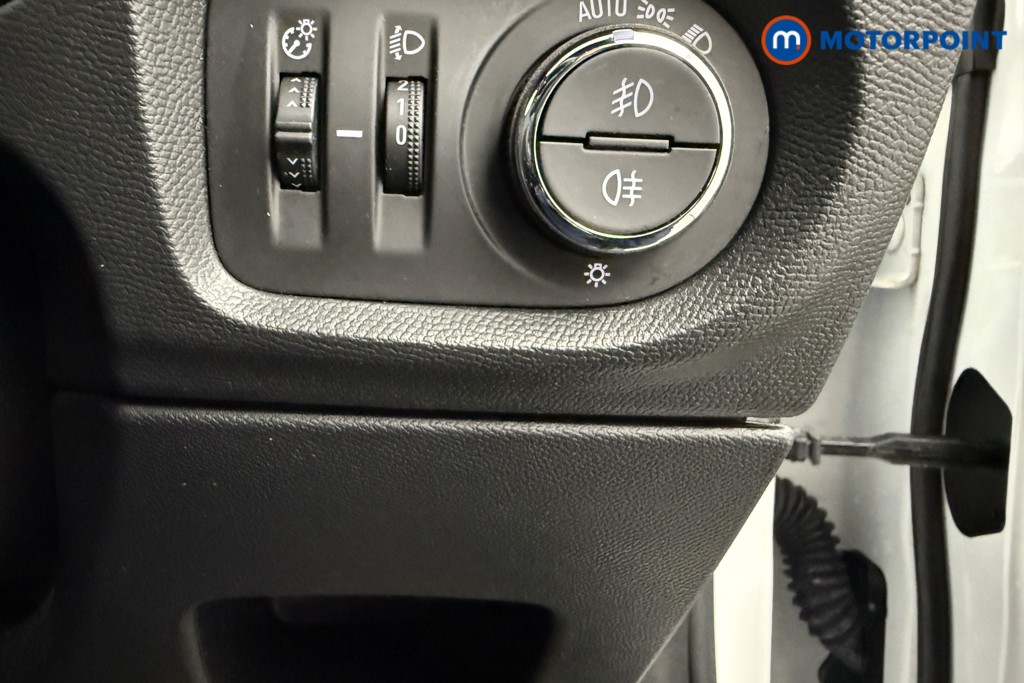 Vauxhall Corsa GS Manual Petrol Hatchback - Stock Number (1571296) - 15th supplementary image