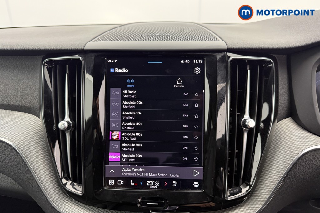 Volvo Xc60 Plus Black Edition Automatic Petrol SUV - Stock Number (1572795) - 6th supplementary image