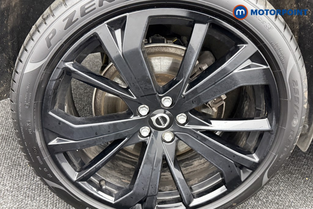 Volvo Xc60 Plus Black Edition Automatic Petrol SUV - Stock Number (1572795) - 32nd supplementary image