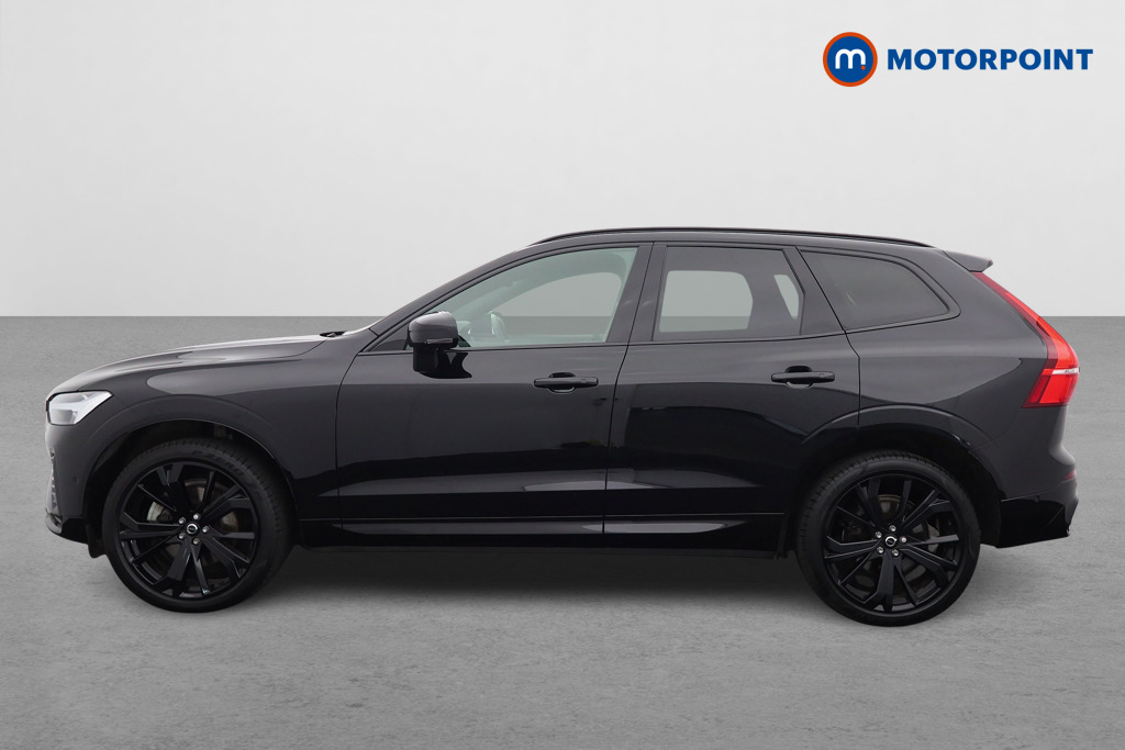 Volvo Xc60 Plus Black Edition Automatic Petrol SUV - Stock Number (1572795) - Passenger side