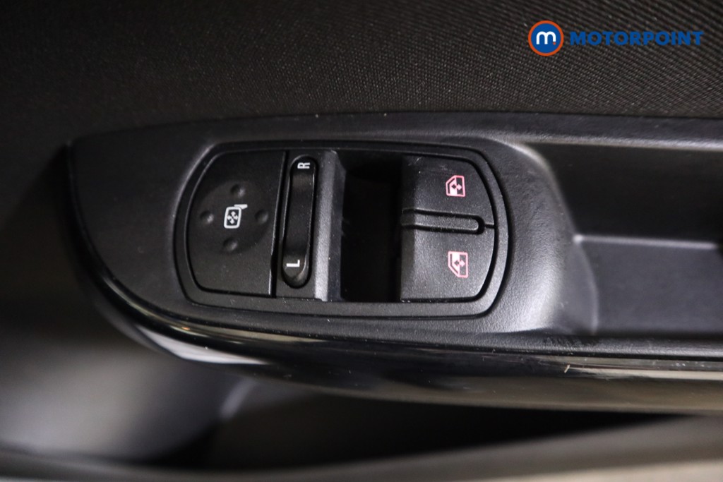 Vauxhall Corsa Sri Nav Manual Petrol Hatchback - Stock Number (1573053) - 8th supplementary image