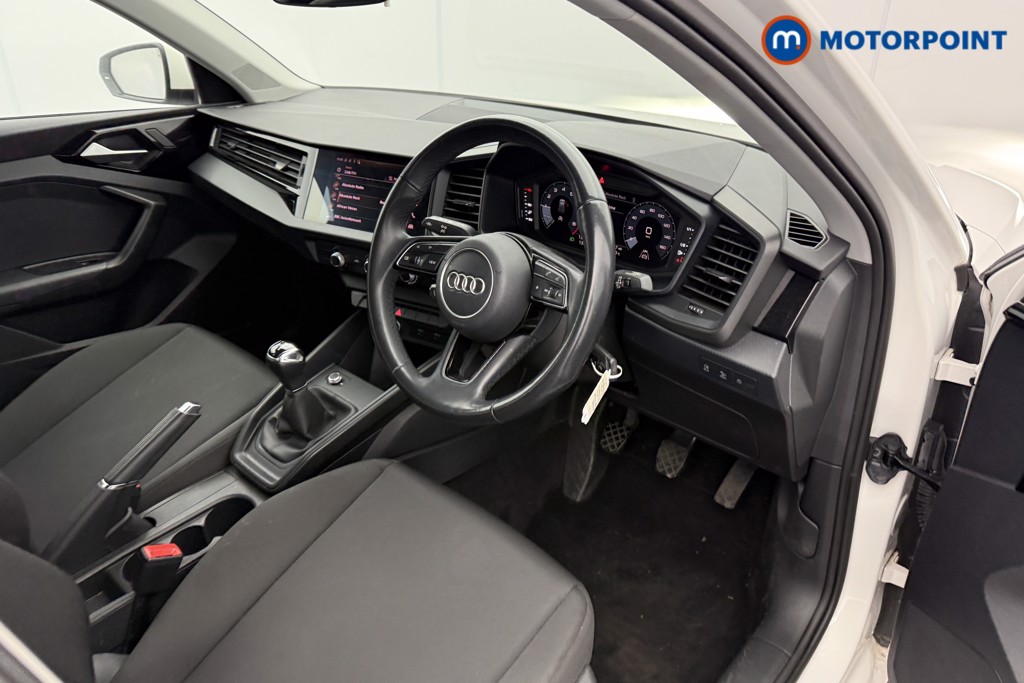 Audi A1 Technik Manual Petrol Hatchback - Stock Number (1573263) - 3rd supplementary image