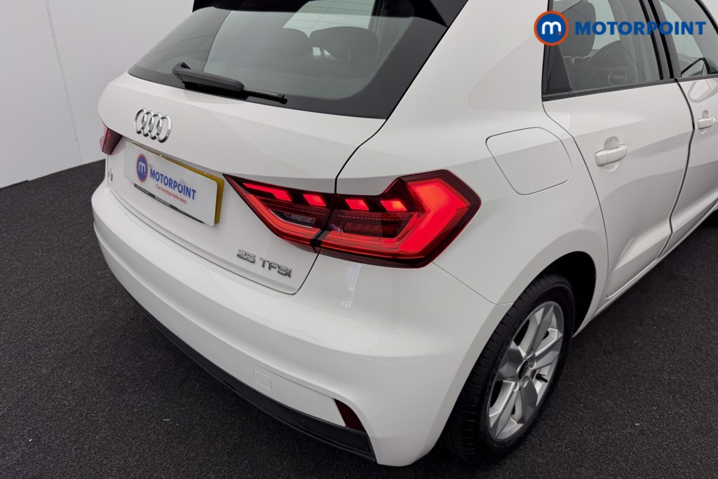 Audi A1 Technik Manual Petrol Hatchback - Stock Number (1573263) - 24th supplementary image