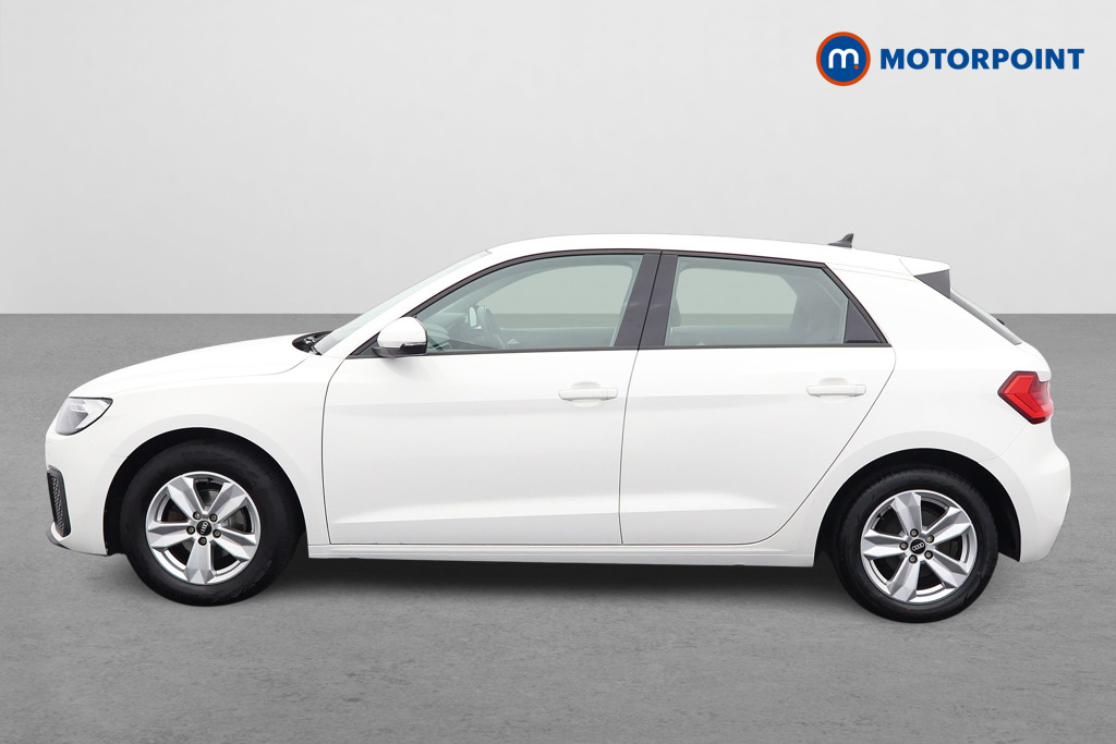 Audi A1 Technik Manual Petrol Hatchback - Stock Number (1573263) - Passenger side