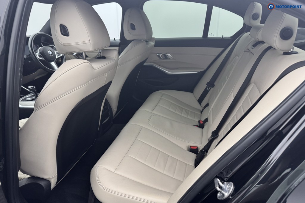 BMW 3 Series M Sport Automatic Diesel Saloon - Stock Number (1573742) - 8th supplementary image