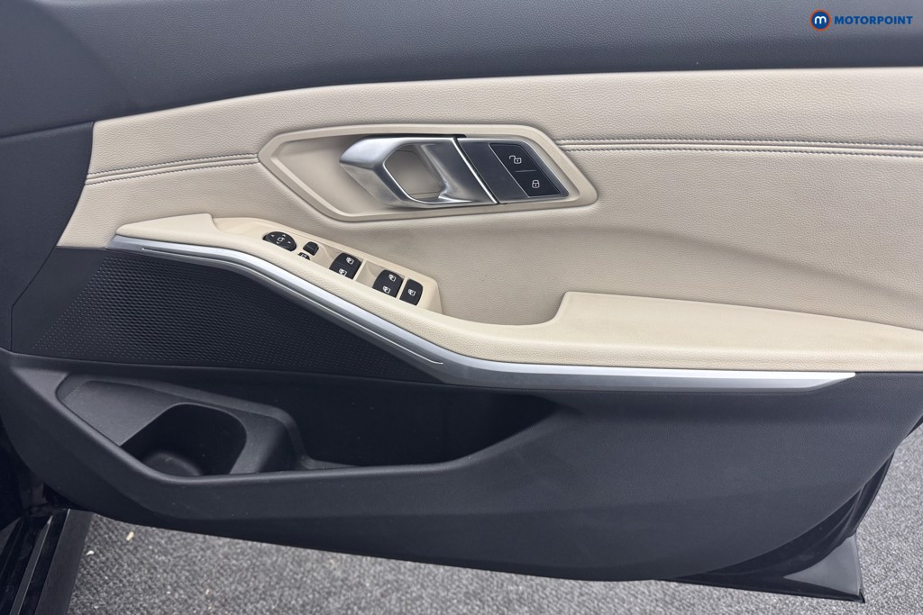 BMW 3 Series M Sport Automatic Diesel Saloon - Stock Number (1573742) - 16th supplementary image