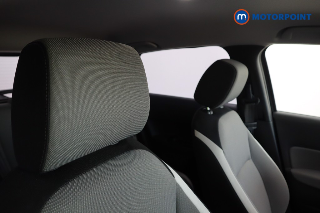 Honda Jazz Crosstar Ex Automatic Petrol-Electric Hybrid Hatchback - Stock Number (1575765) - 12th supplementary image