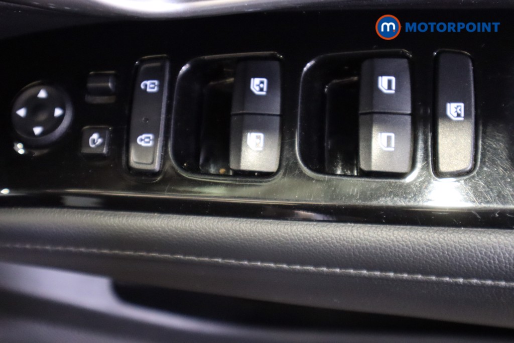 Hyundai Tucson Se Connect Manual Petrol SUV - Stock Number (1575882) - 15th supplementary image