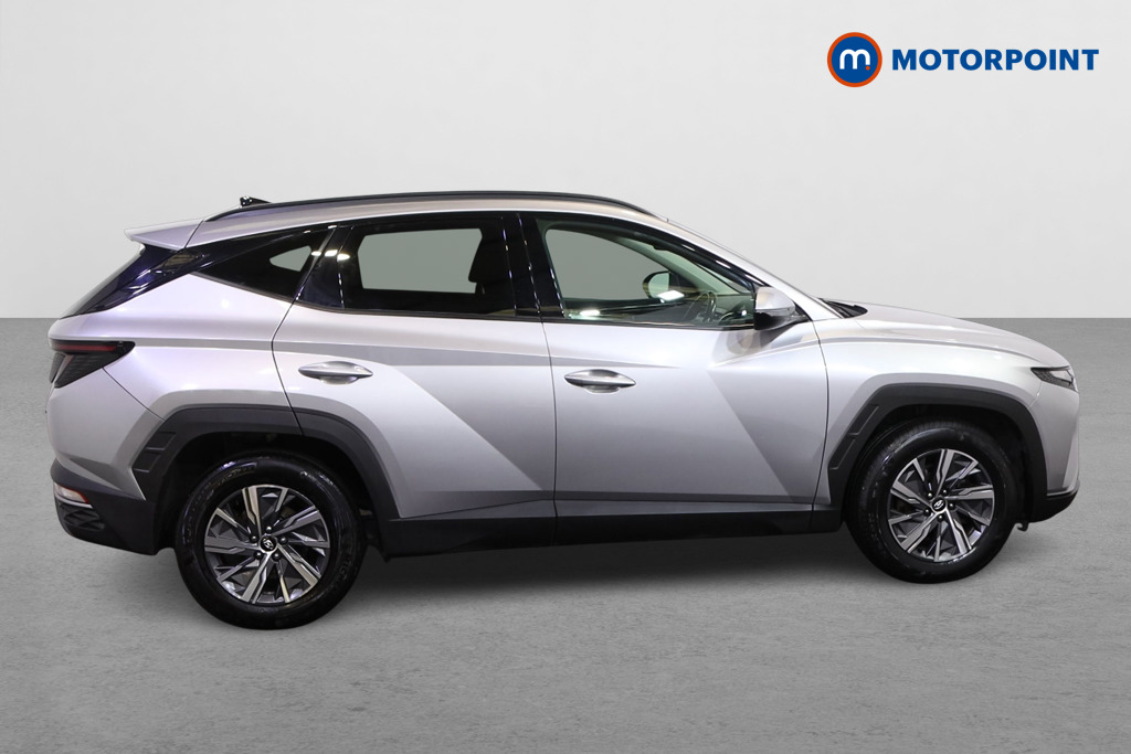 Hyundai Tucson Se Connect Manual Petrol SUV - Stock Number (1575882) - Drivers side