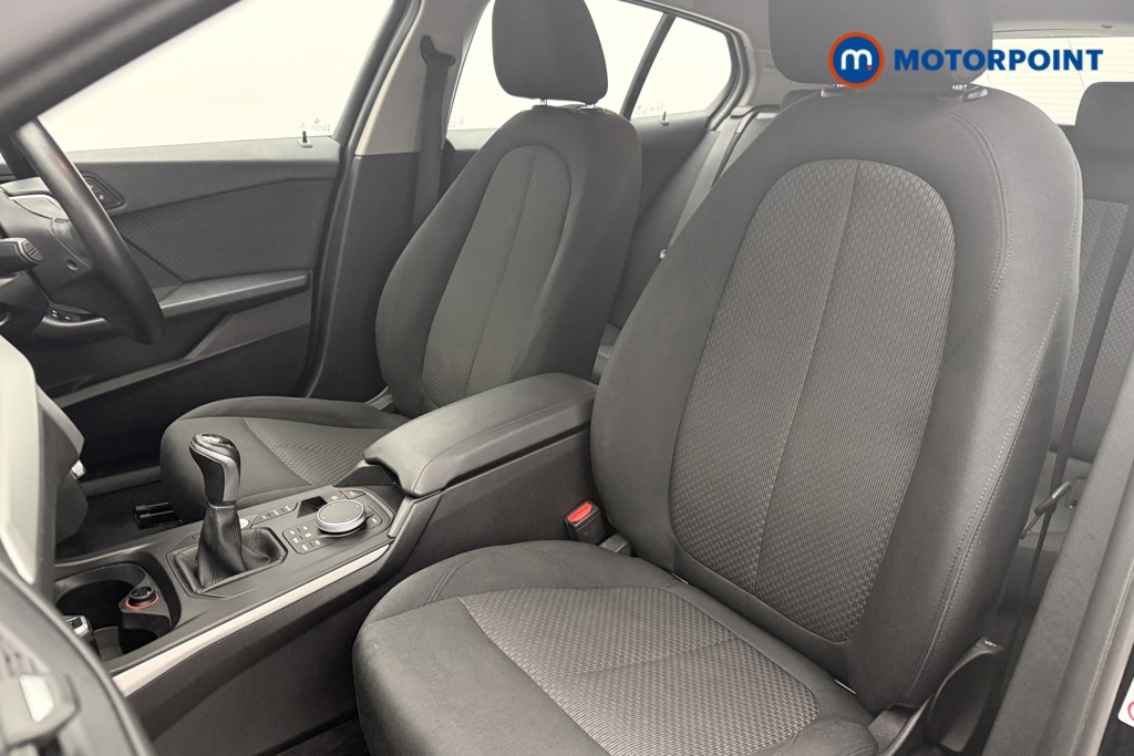 BMW 1 Series SE Manual Diesel Hatchback - Stock Number (1575929) - 3rd supplementary image