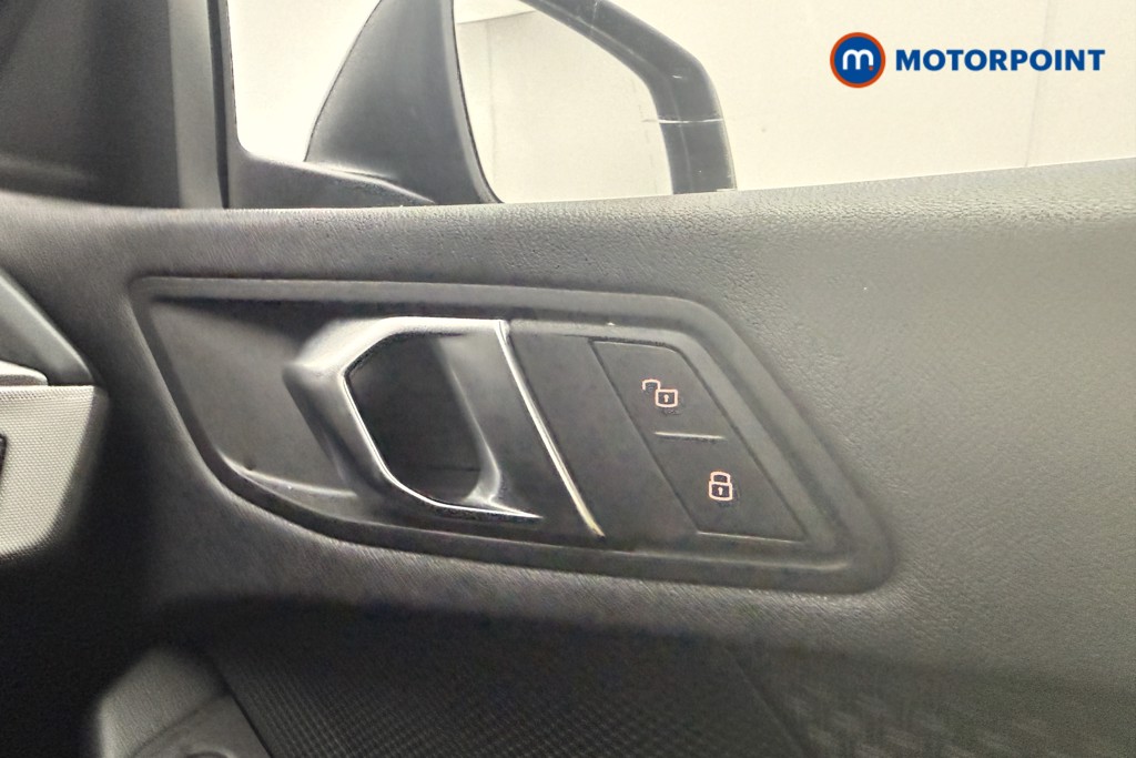 BMW 1 Series SE Manual Diesel Hatchback - Stock Number (1575929) - 18th supplementary image