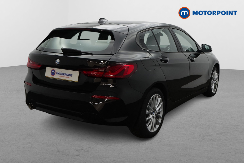 BMW 1 Series SE Manual Diesel Hatchback - Stock Number (1575929) - Drivers side rear corner