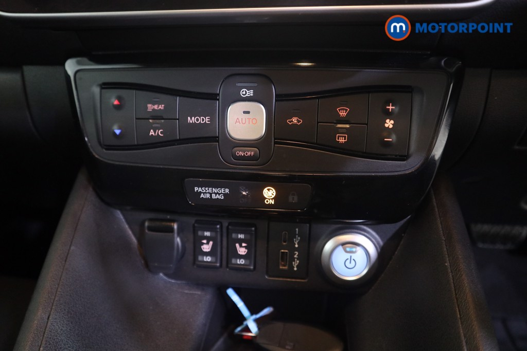 Nissan Leaf N-Connecta Automatic Electric Hatchback - Stock Number (1576257) - 7th supplementary image