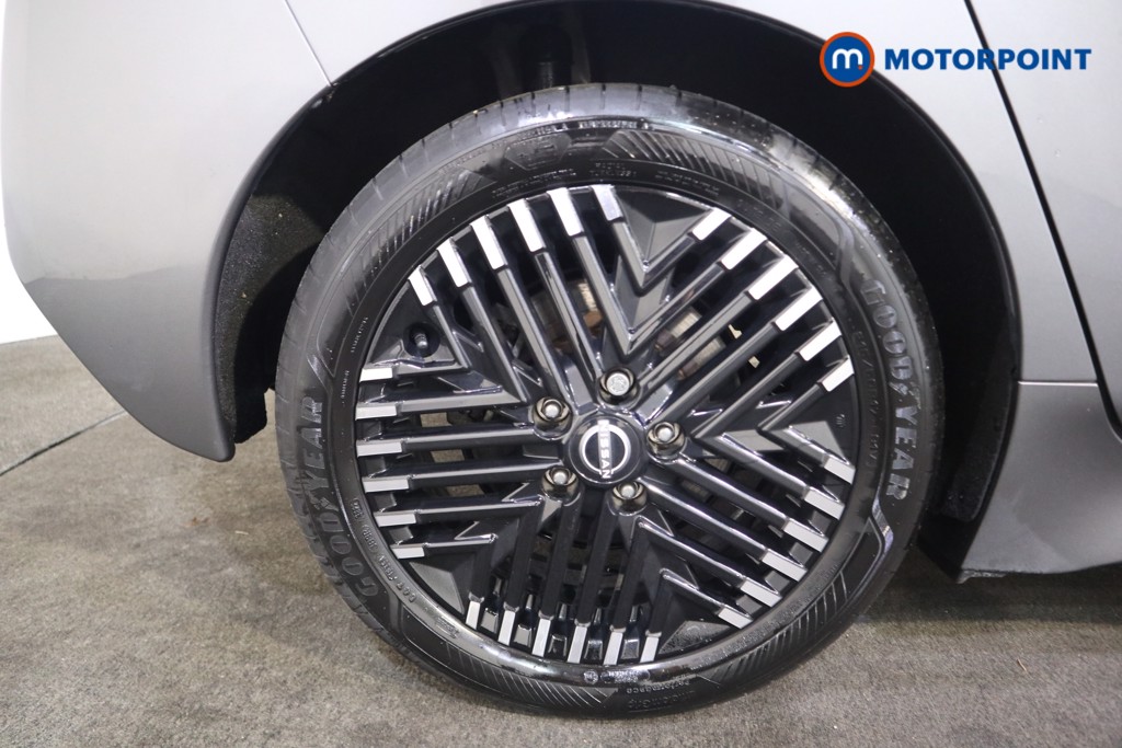 Nissan Leaf N-Connecta Automatic Electric Hatchback - Stock Number (1576257) - 13th supplementary image