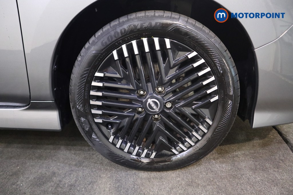 Nissan Leaf N-Connecta Automatic Electric Hatchback - Stock Number (1576257) - 14th supplementary image