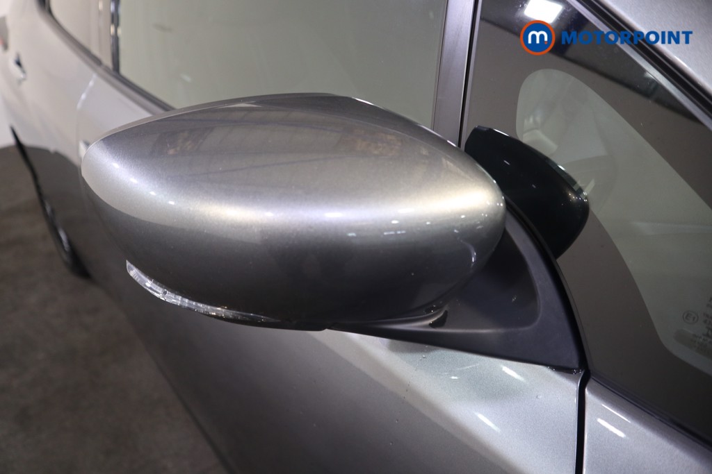 Nissan Leaf N-Connecta Automatic Electric Hatchback - Stock Number (1576257) - 21st supplementary image