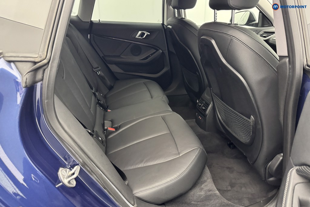 BMW 2 Series Sport Manual Petrol Saloon - Stock Number (1576258) - 7th supplementary image