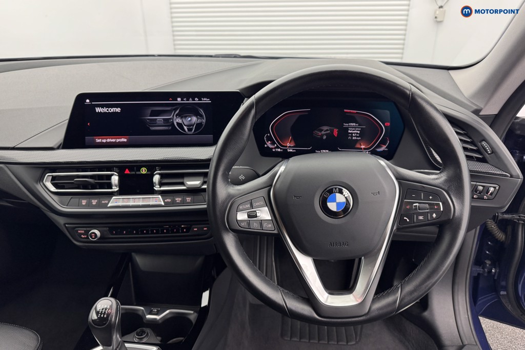 BMW 2 Series Sport Manual Petrol Saloon - Stock Number (1576258) - 1st supplementary image