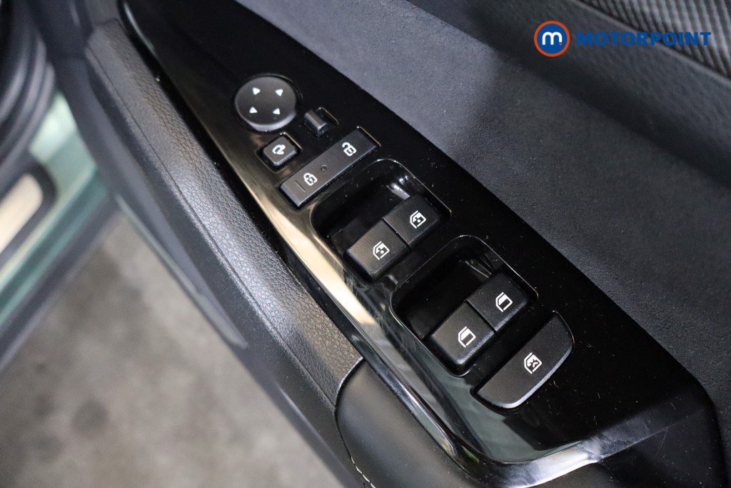 KIA Sportage Gt-Line Automatic Petrol-Electric Hybrid SUV - Stock Number (1576427) - 20th supplementary image
